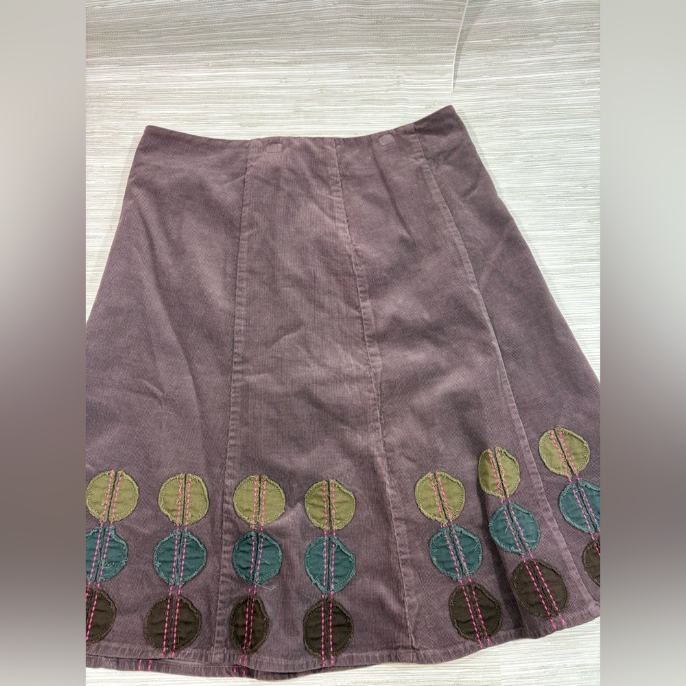 BODEN 8 ✨ Y2K adult Embroidered A-Line Skirt in Purple and Green EUC
